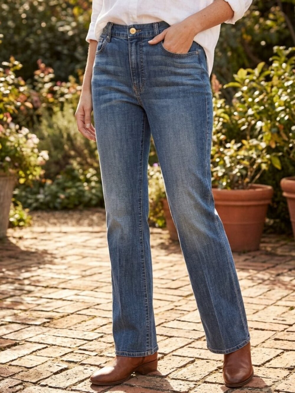 CAbi 5th Avenue High Rise Bootcut Jeans Medium Wash Size 10 Style 6069R